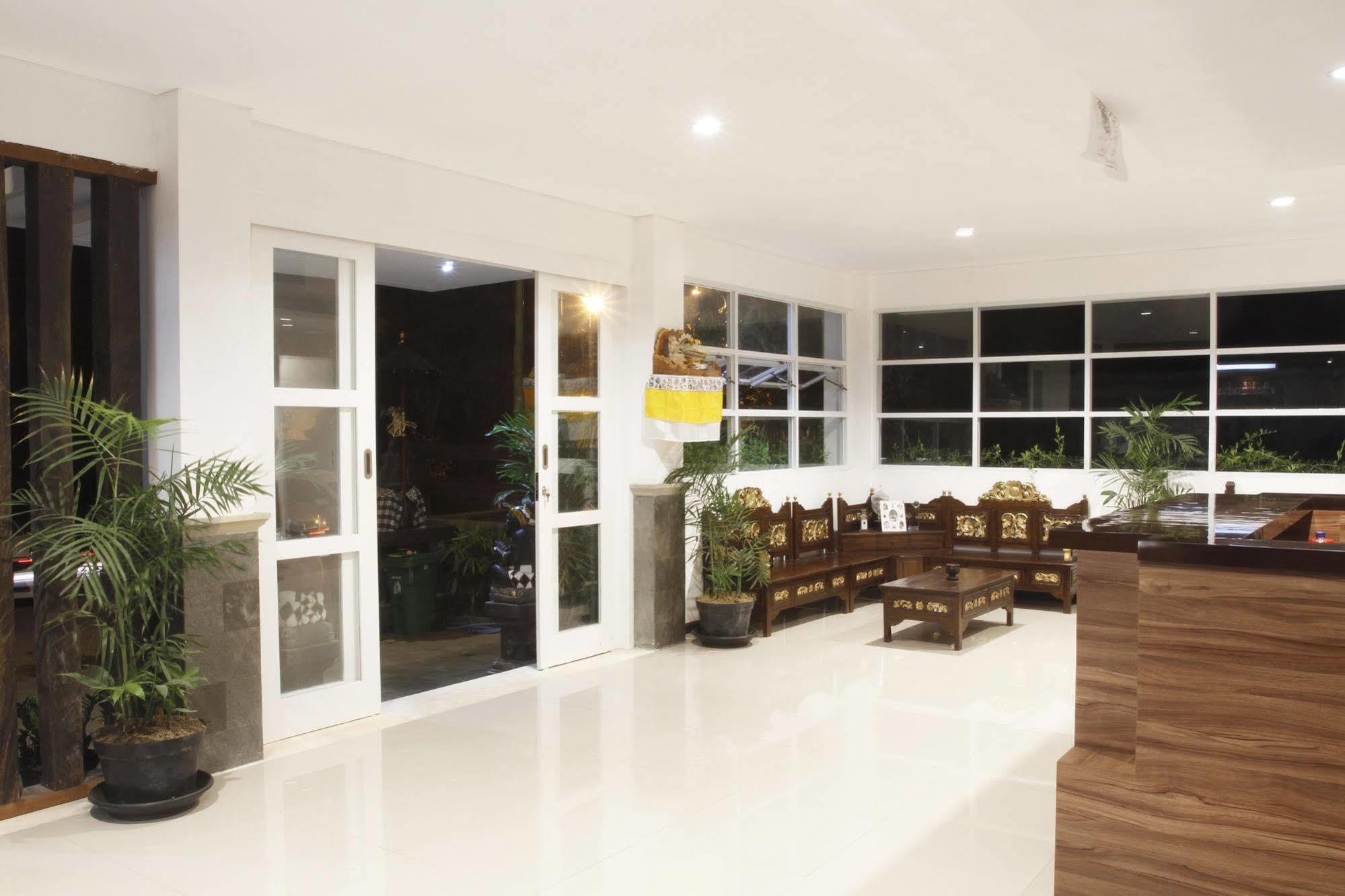 Lowcost Bed & Breakfast Jimbaran  Luaran gambar