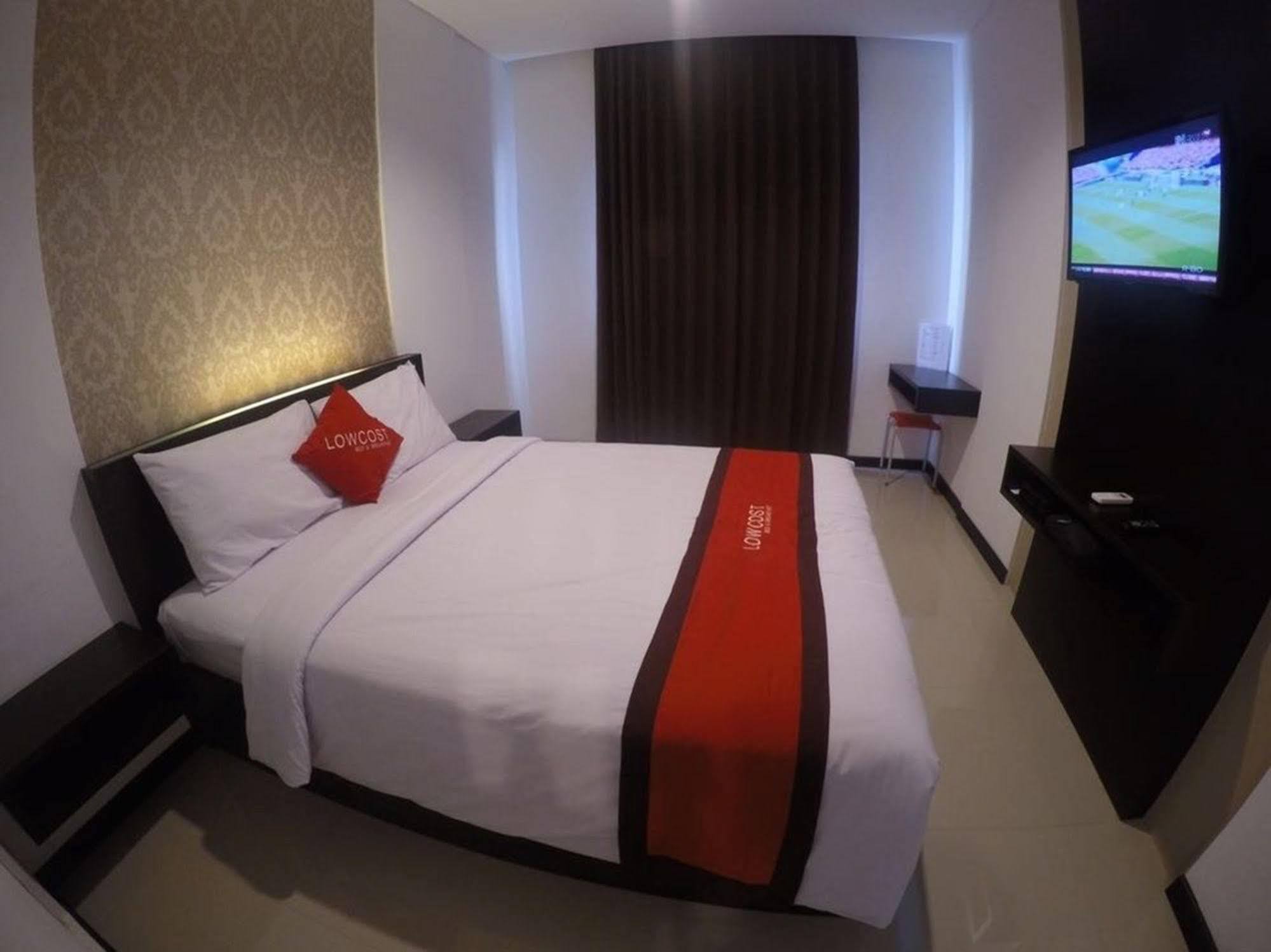Lowcost Bed & Breakfast Jimbaran  Luaran gambar